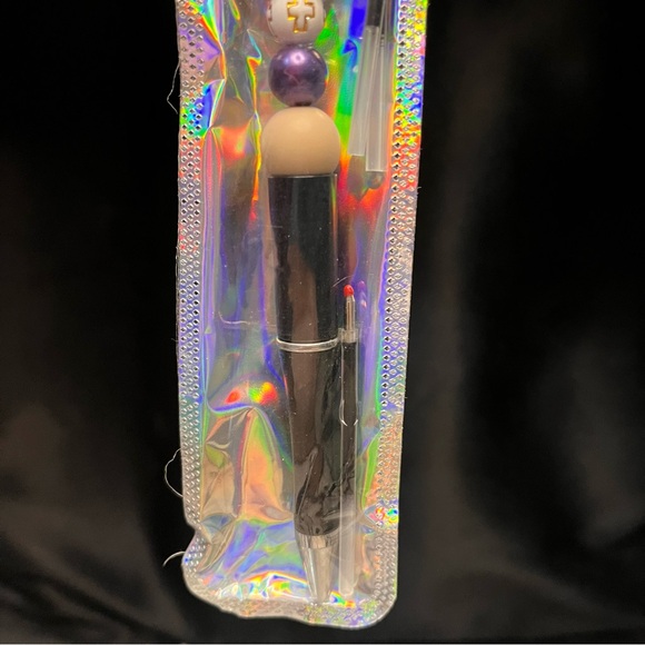 Black and White Cross focal bead pen - Picture 5 of 6